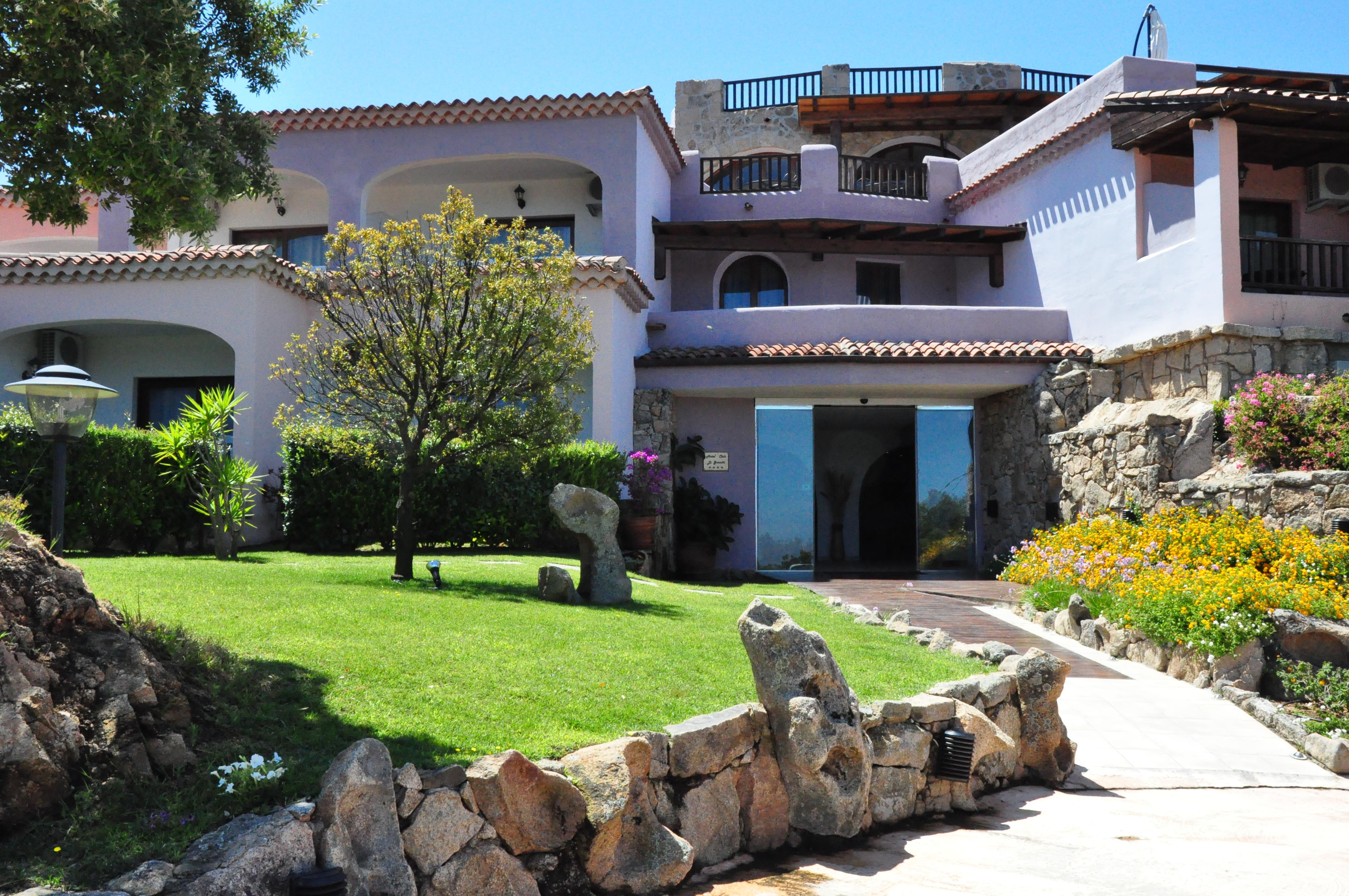 Hotel Li Graniti Baja Sardinia Eksteriør billede