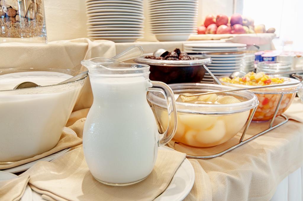 Hotel Li Graniti Baja Sardinia Eksteriør billede
