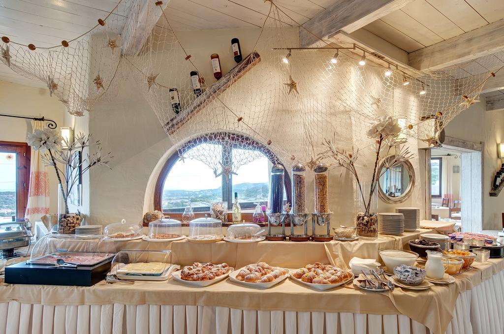 Hotel Li Graniti Baja Sardinia Eksteriør billede