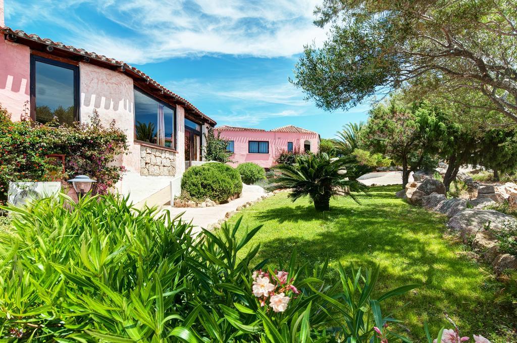 Hotel Li Graniti Baja Sardinia Eksteriør billede